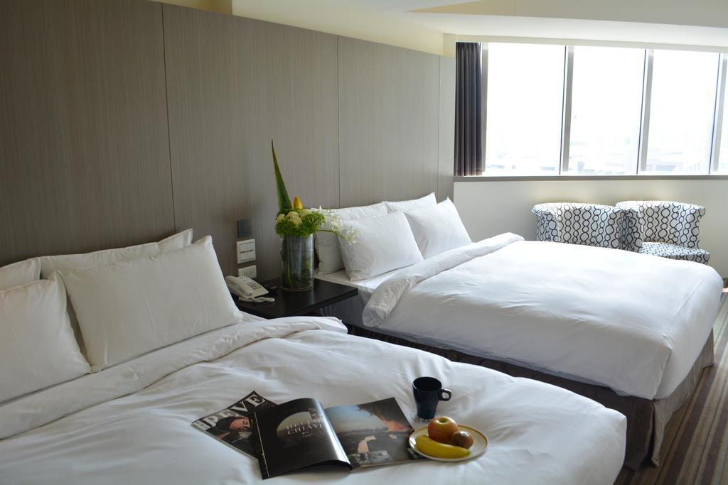 De Reve Express Hotel Chiayi City Exterior photo