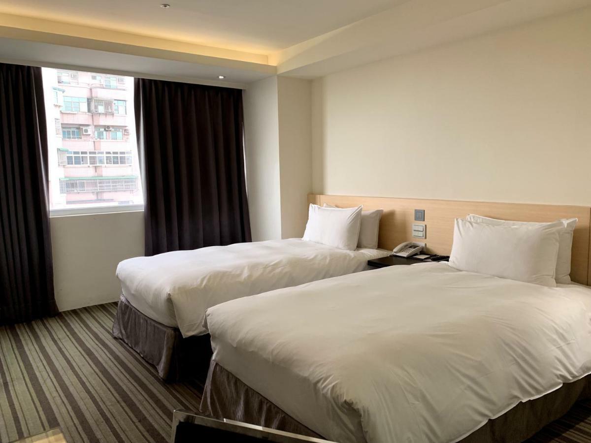De Reve Express Hotel Chiayi City Exterior photo